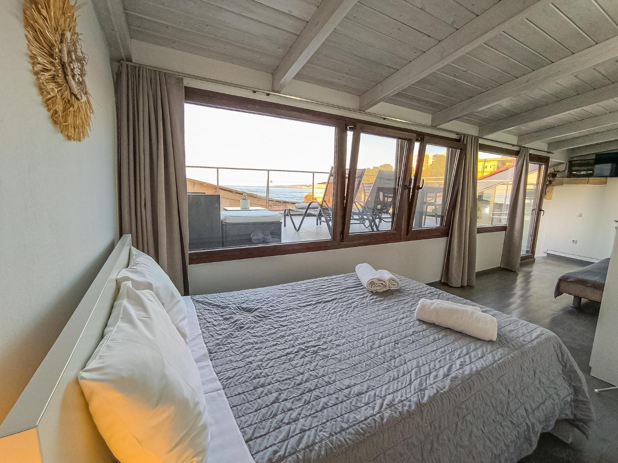 Charming Old Tannery House With Spacious Veranda And Stunning Sea View! Khania Eksteriør bilde