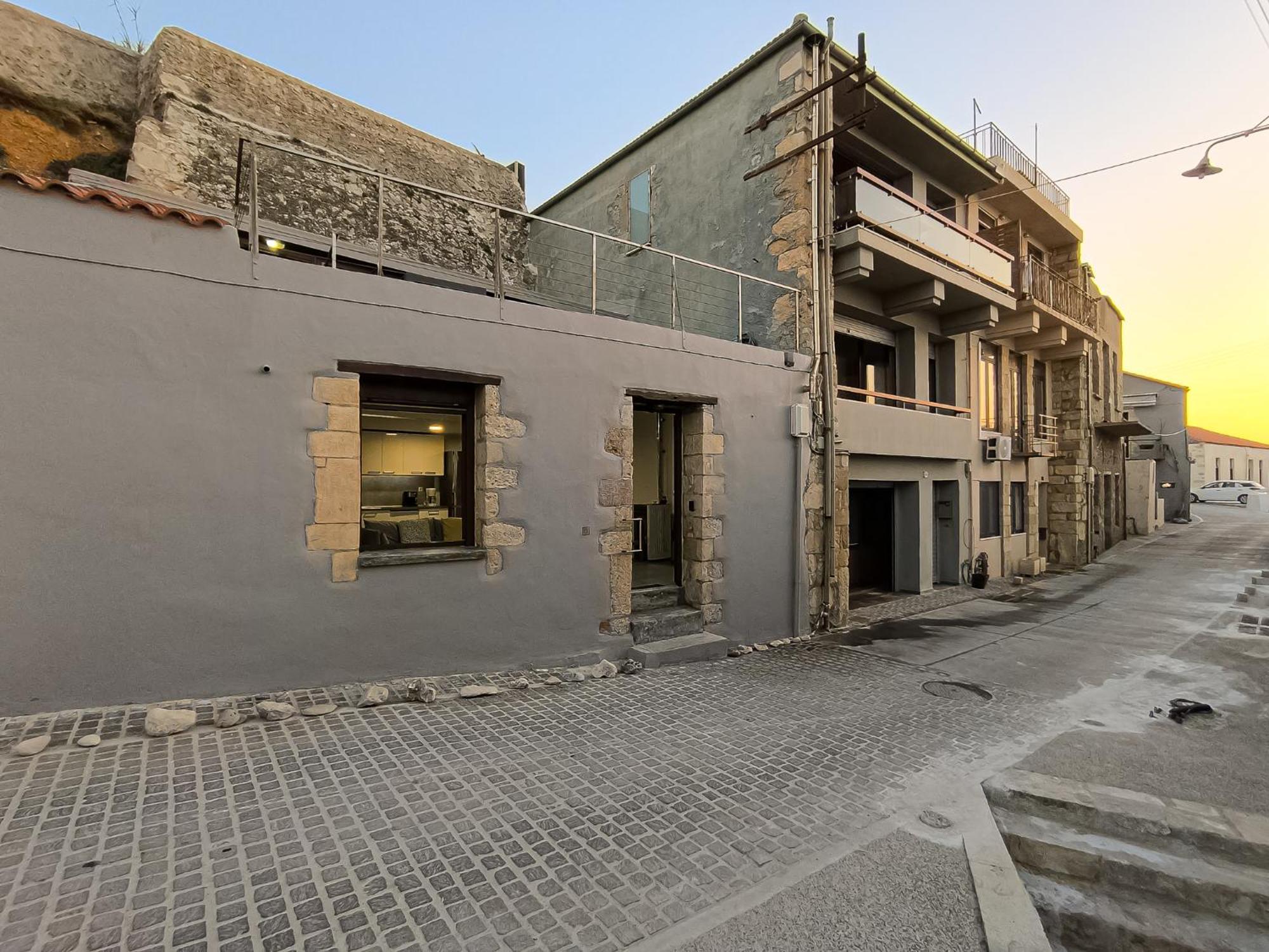 Charming Old Tannery House With Spacious Veranda And Stunning Sea View! Khania Eksteriør bilde